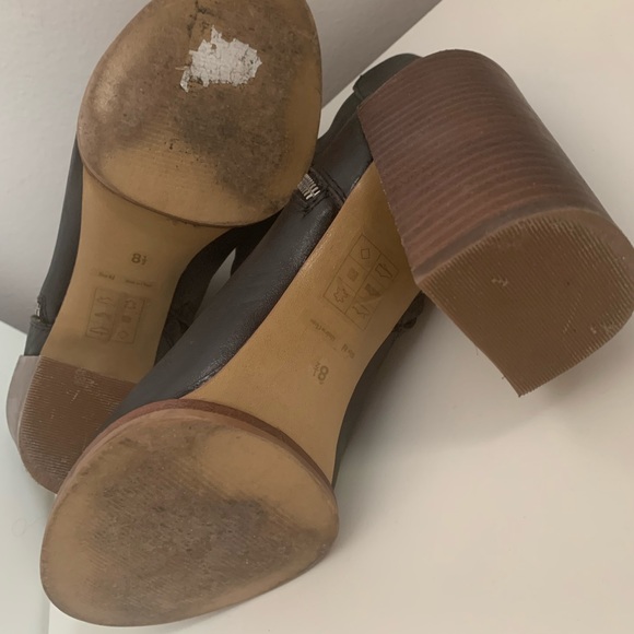 Dolce Vita Black Peep Toe Bootie With Wood Heel - Picture 15 of 15